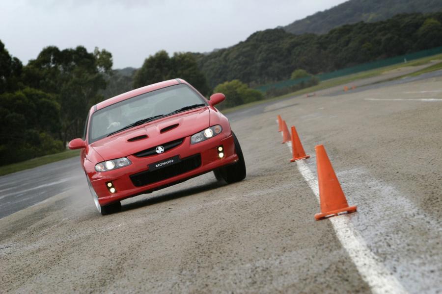  Holden Monaro VZ 2004 года  (фото 13 из 70)